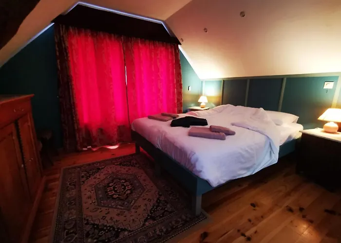 Сasa de vacaciones Du Domaine Des Garde-bousset *